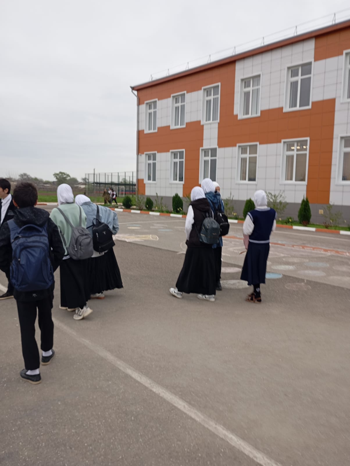 «Действия при появлении беспилотного летательного аппарата» в 8а классе..